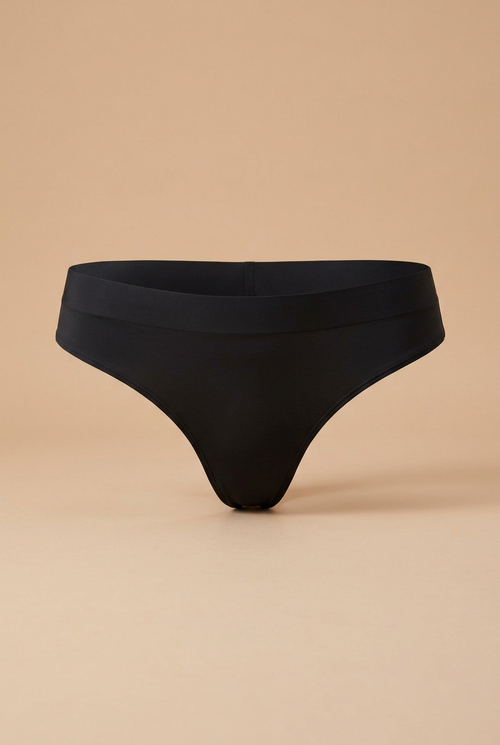 NUDE.WEAR | Ice Silk Seamless Low Waist Thong - Black - manequim invisível